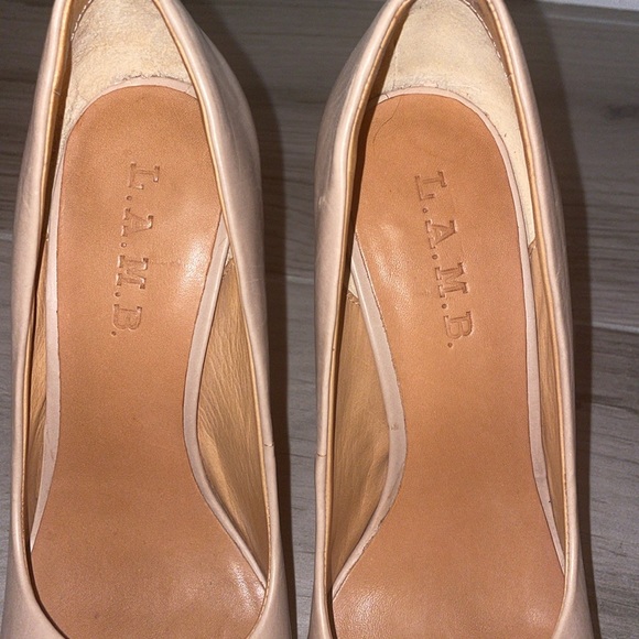 Lamb heels - Picture 3 of 10